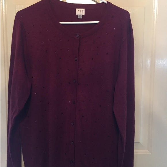 🌼🌼A.N.D. Cardigan🌼🌼 - Picture 1 of 3